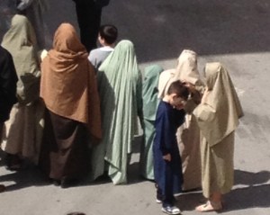 Cianciana Children, waiting for Jesus.
